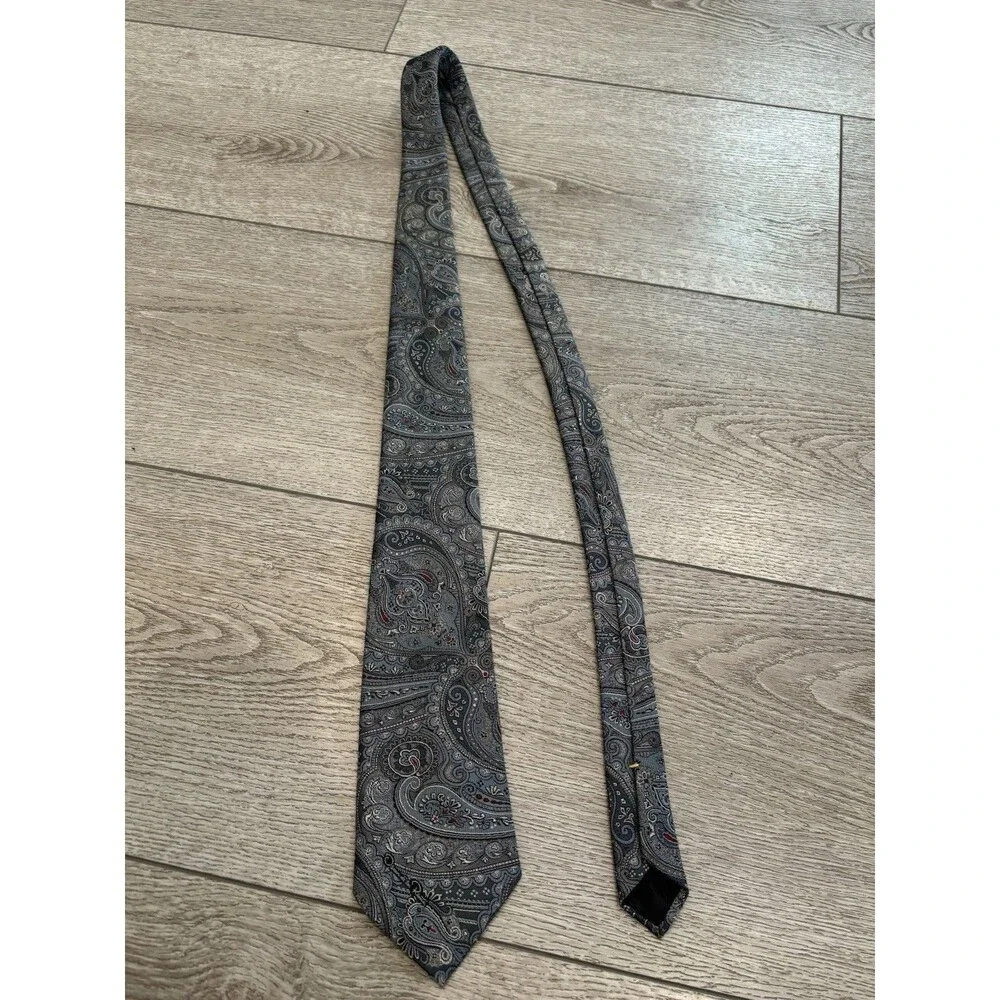 Vintage Paisley Oscar de la‎ Renta Tie Paisley Pattern